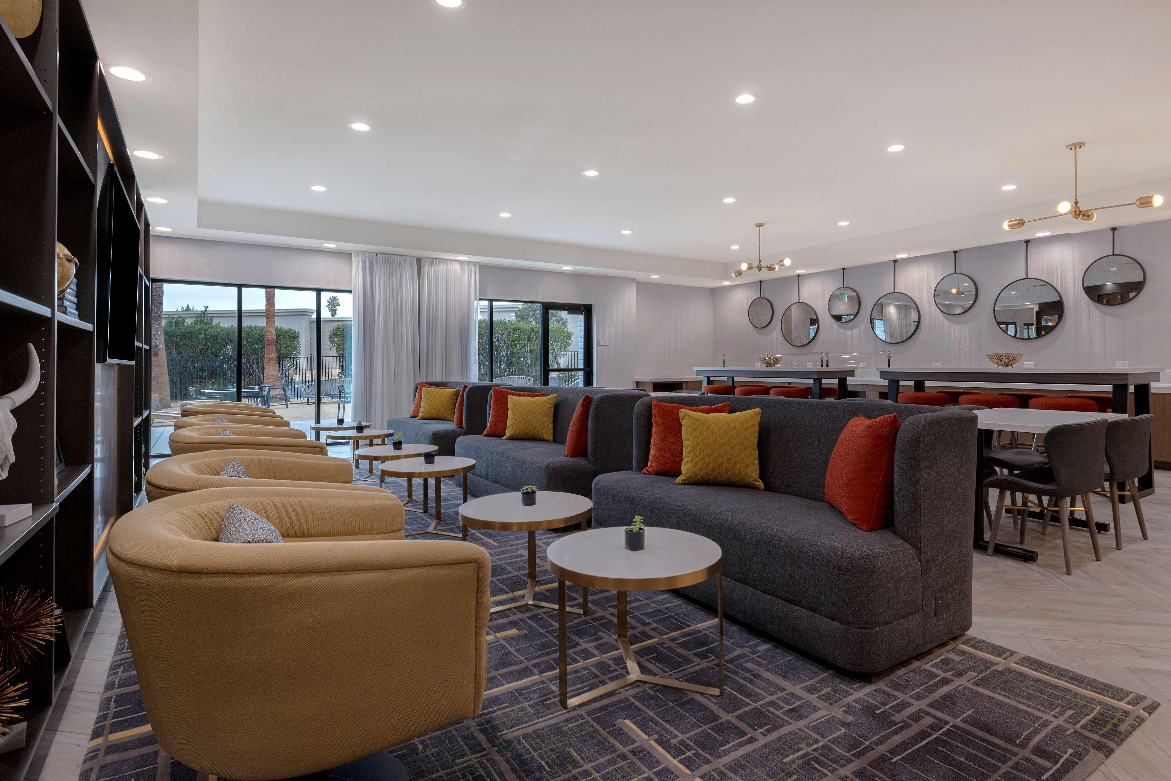 Hotel Doubletree By Hilton Palmdale, Ca 4*