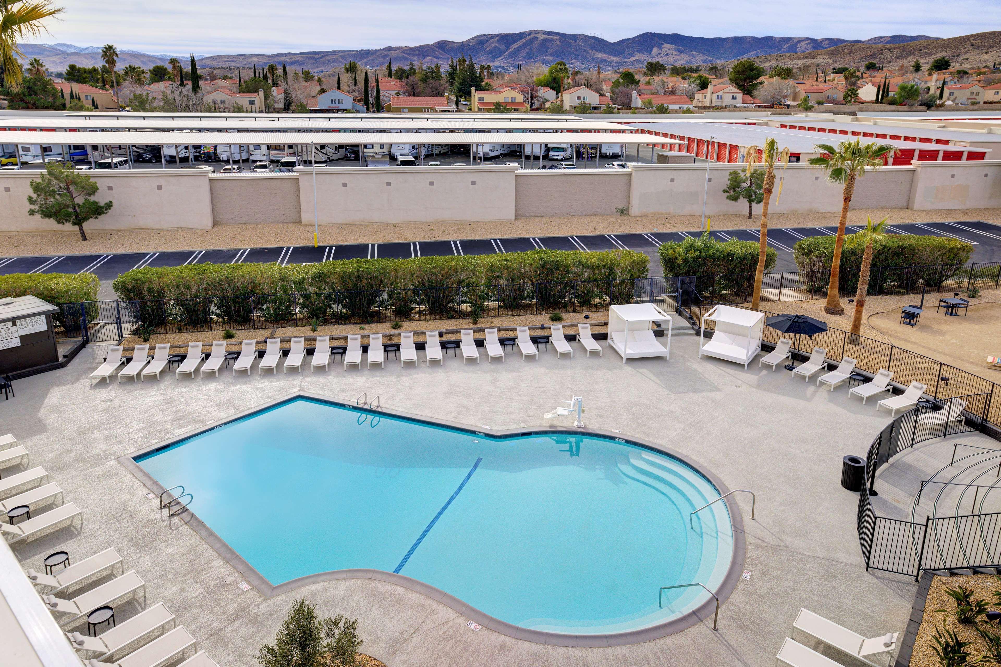 Doubletree By Hilton Palmdale, Ca