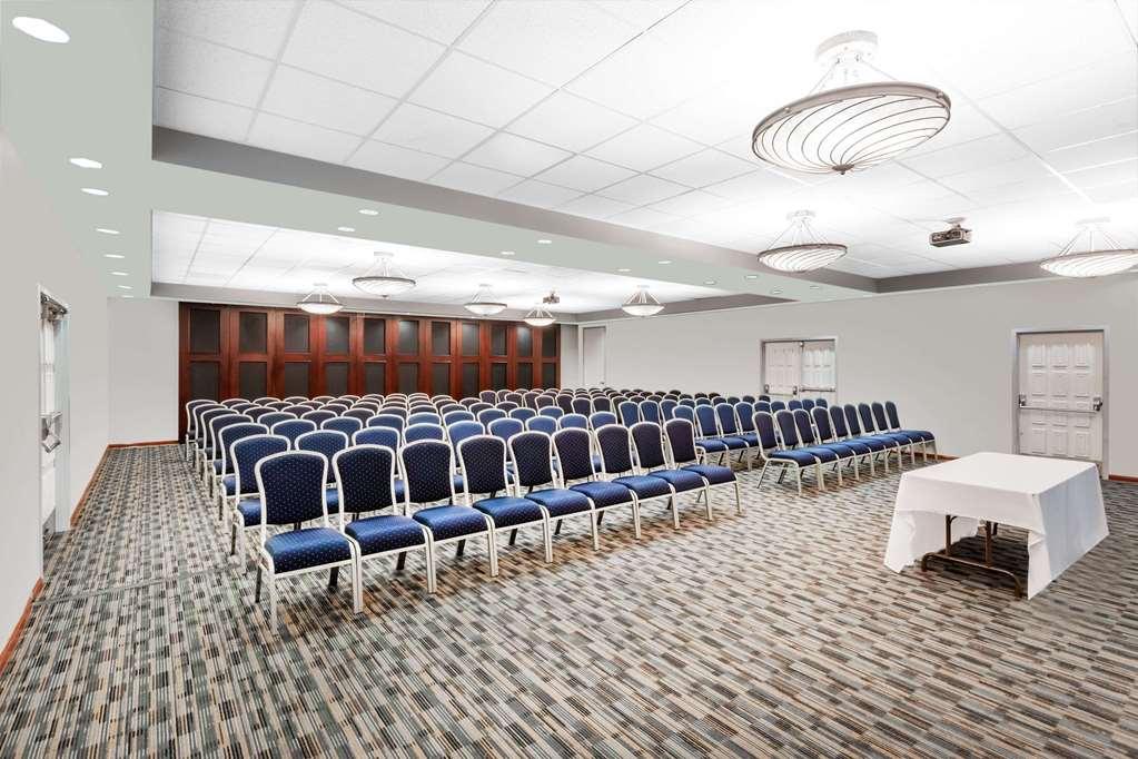 Doubletree By Hilton Palmdale, Ca